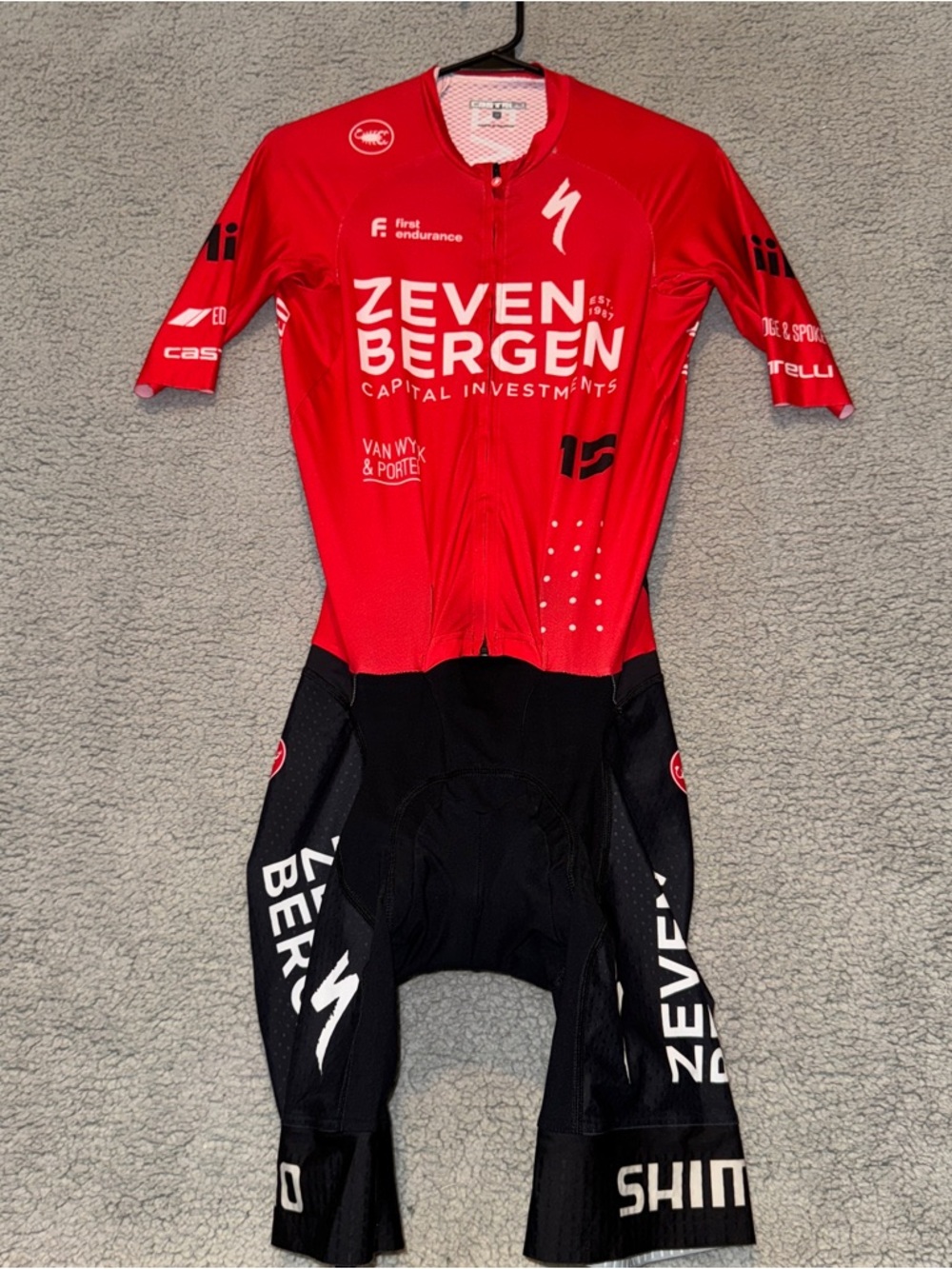 CASTELLI SANREMO RS AERO SPEED SUIT – X2 PAD - Size Medium - Zeven Bergen
